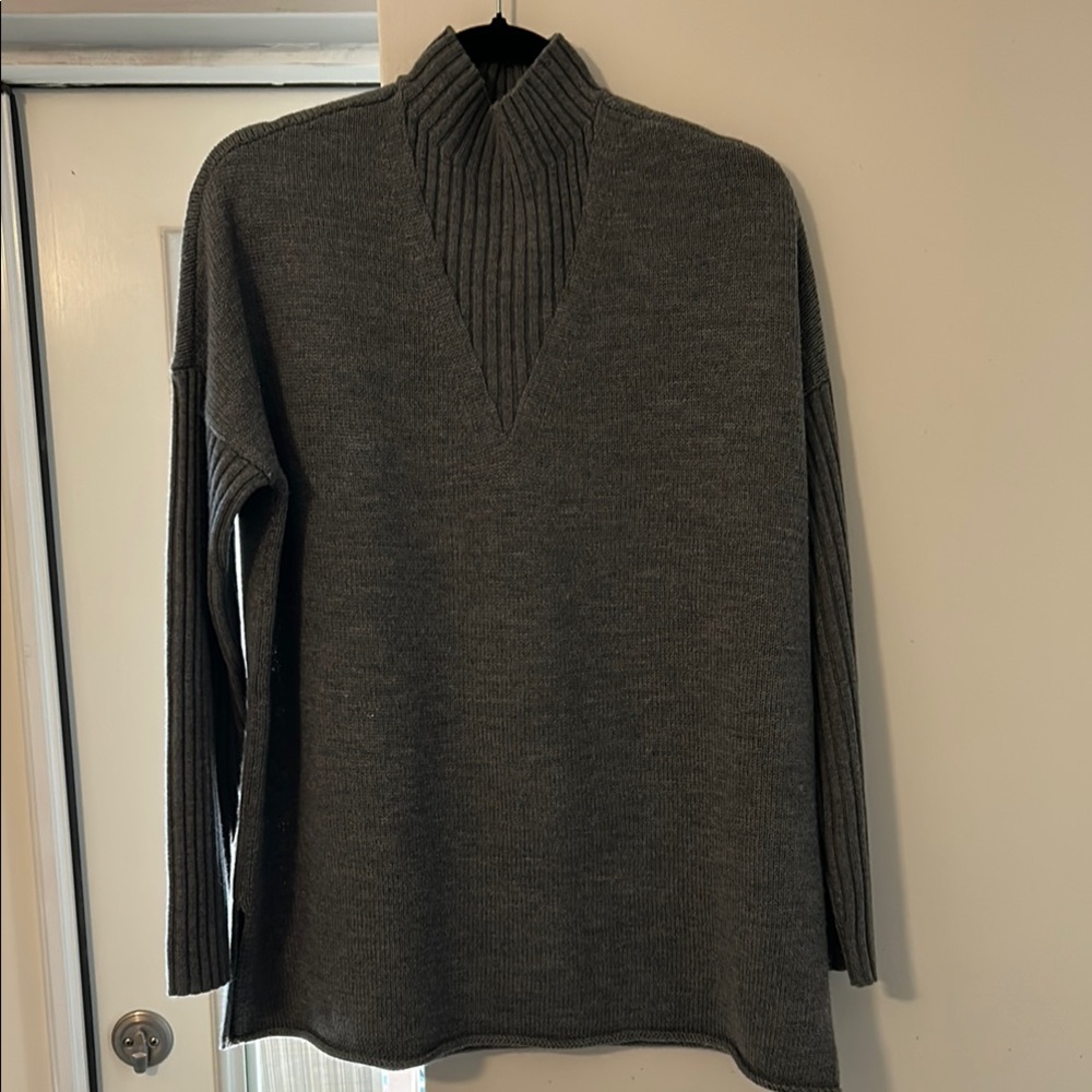 Tory Burch Gray Sweater